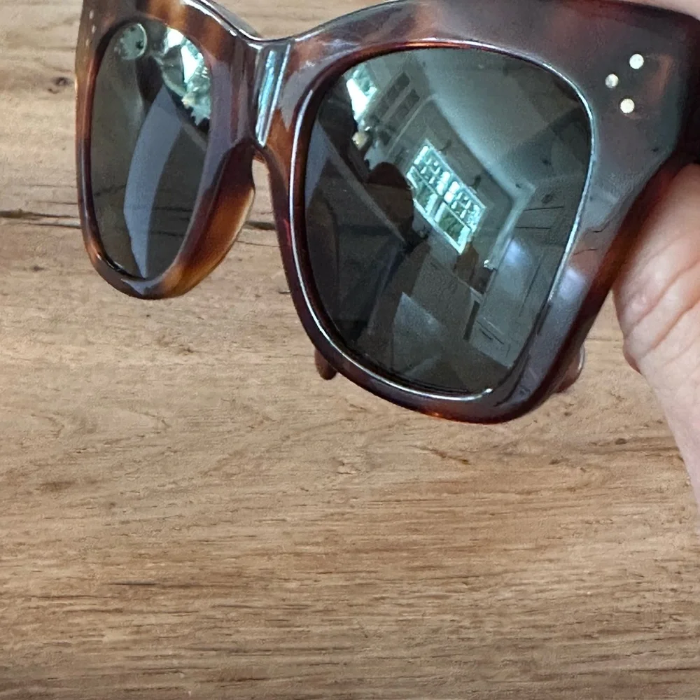 Celine Tortoise Wayfarer - Picture 2 of 4